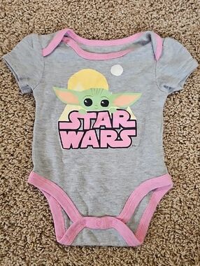 Star Wars Baby One-Piece Bodysuit in Gray and Pink
